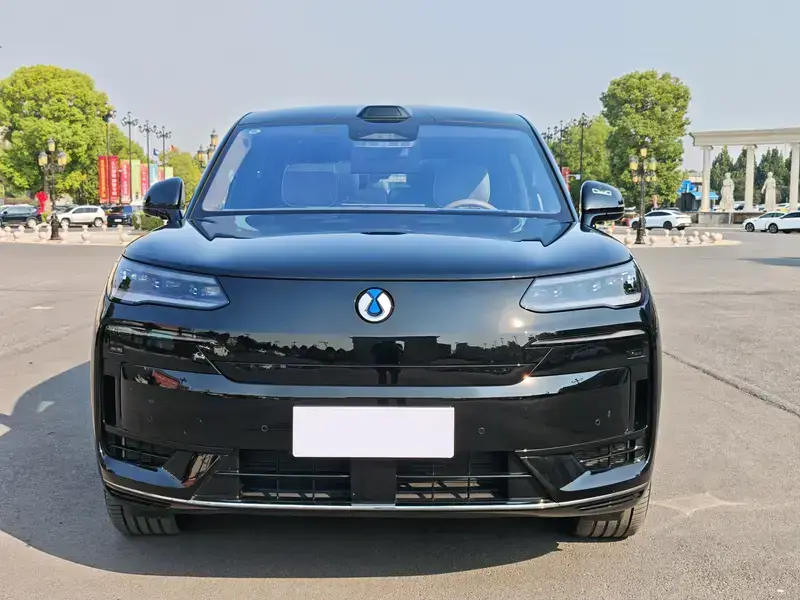 2026 Denza N9 с пробегом 2 000 км