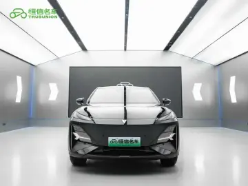 2025 Changan Deepal S07 с пробегом 8 800 км