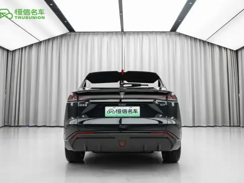 2025 Changan Deepal S07 с пробегом 8 800 км