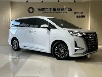 2022 Denza D9 с пробегом 29 000 км
