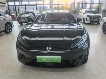 2024 Denza Z9 с пробегом 23 600 км