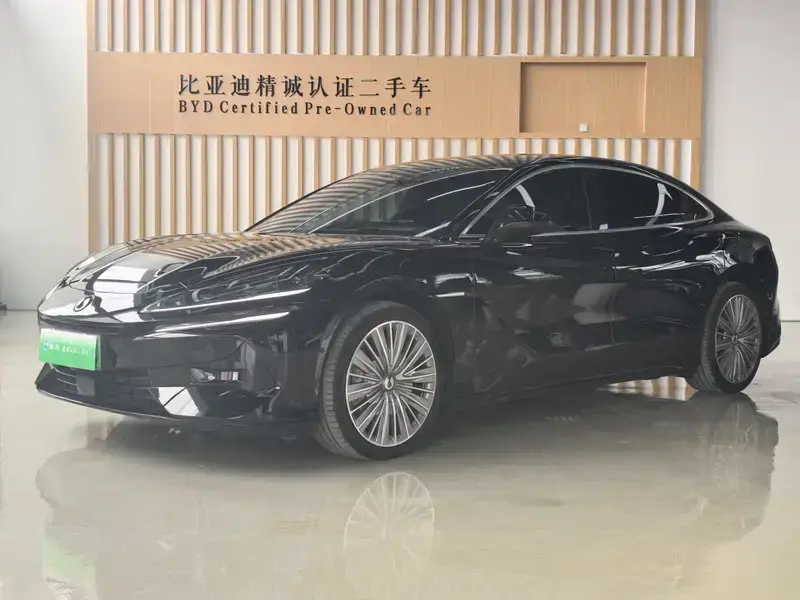 2024 Denza Z9 с пробегом 34 500 км