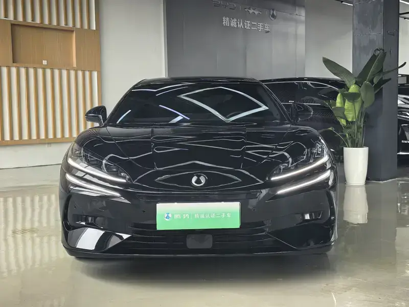 2024 Denza Z9 с пробегом 34 500 км