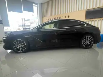 2024 Denza Z9 с пробегом 7 300 км