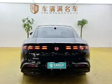2024 Denza Z9 с пробегом 29 000 км