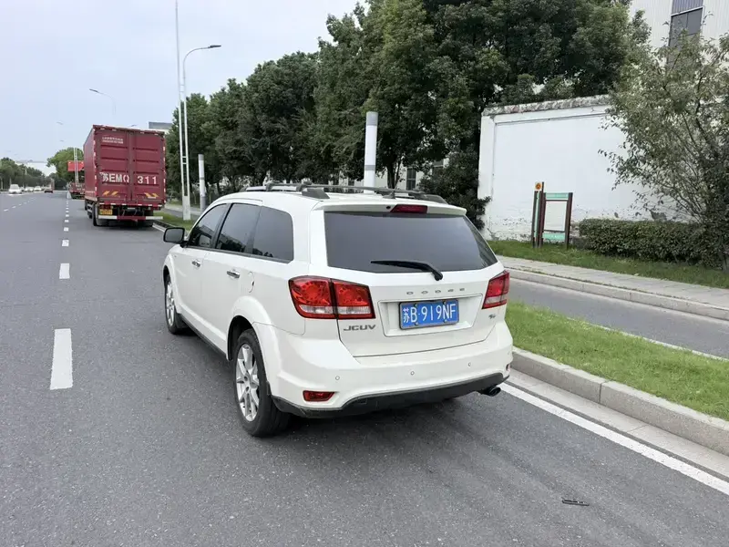 2013 Dodge Journey с пробегом 73 000 км
