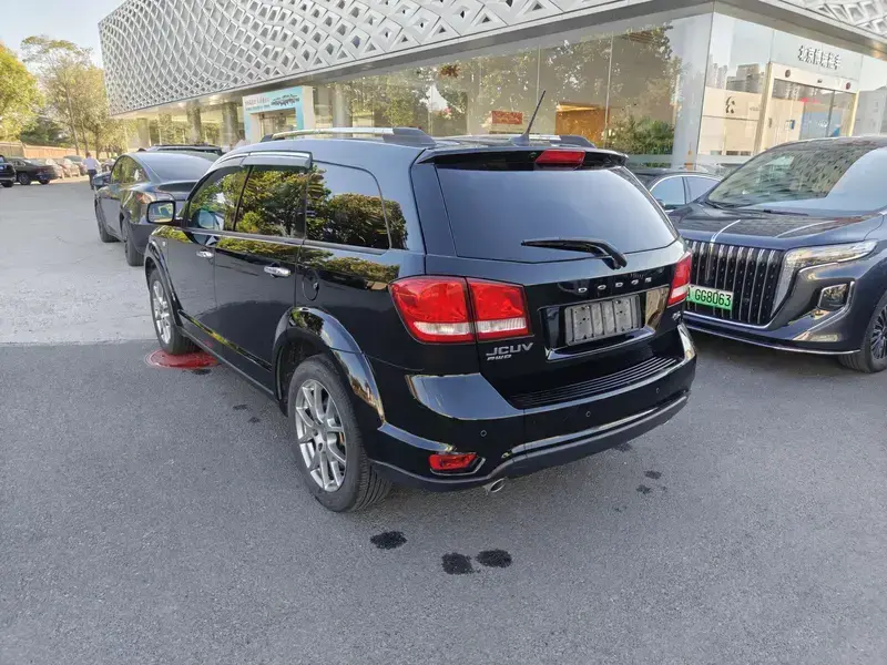 2013 Dodge Journey с пробегом 141 000 км