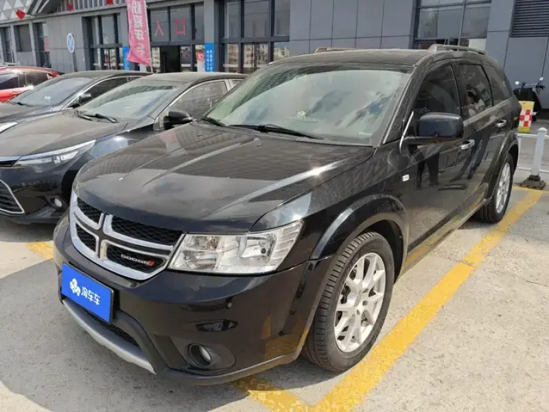 2013 Dodge Journey с пробегом 142 000 км