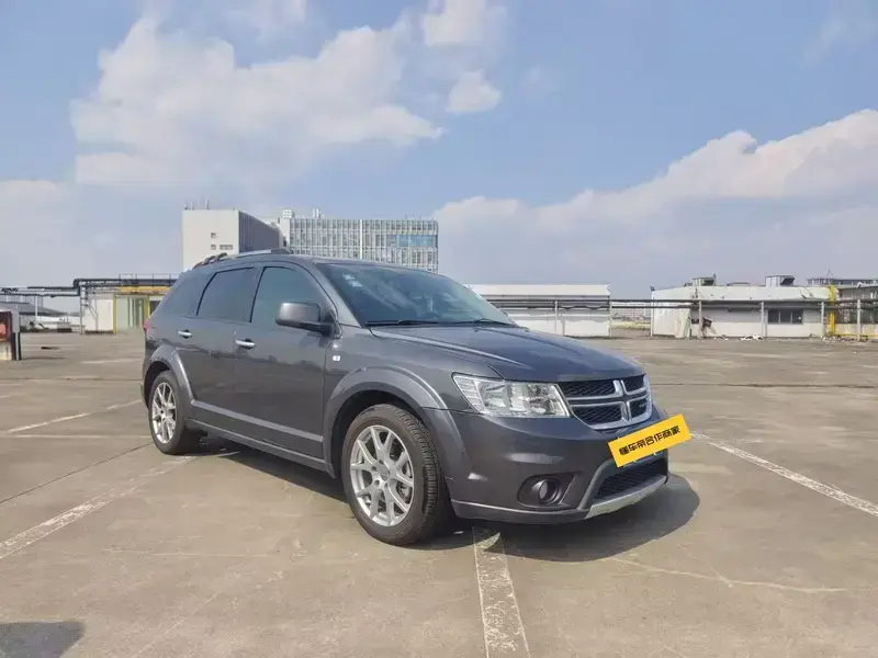 2013 Dodge Journey с пробегом 106 000 км