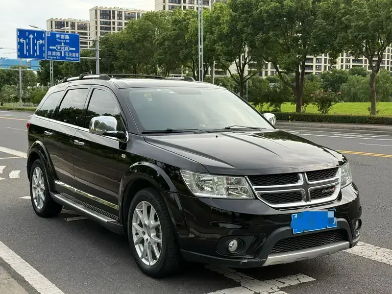 2014 Dodge Journey с пробегом 110 000 км
