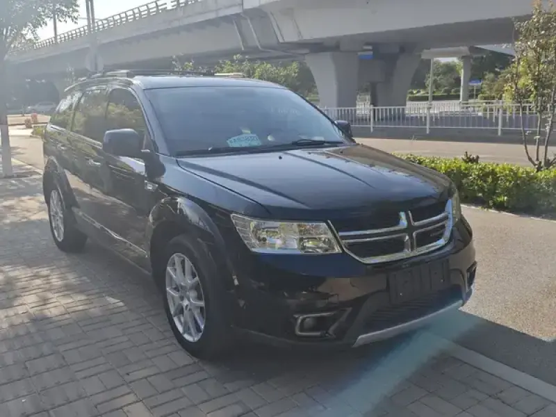 2015 Dodge Journey с пробегом 140 000 км