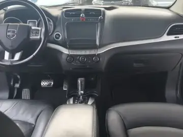 2015 Dodge Journey с пробегом 140 000 км