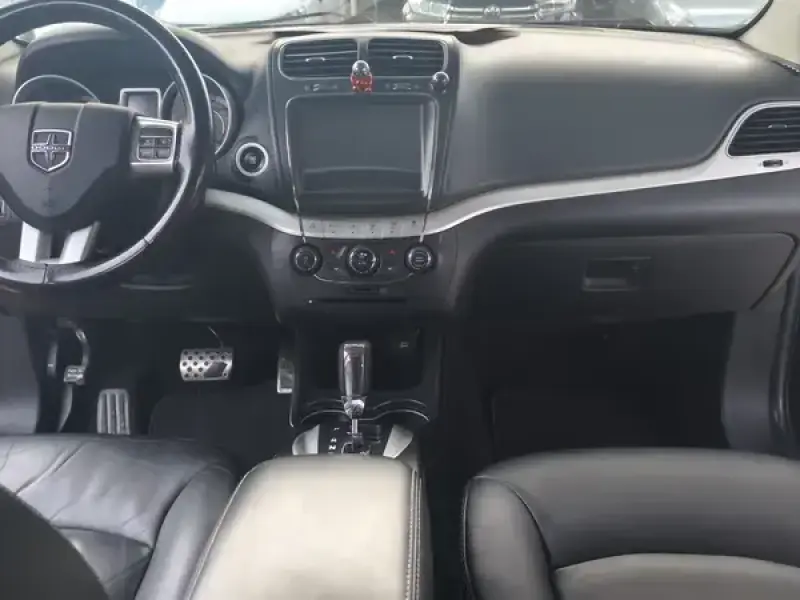 2015 Dodge Journey с пробегом 140 000 км