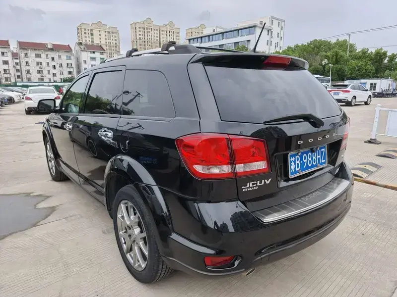 2013 Dodge Journey с пробегом 125 000 км