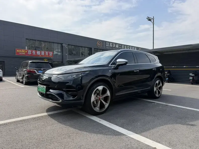 2020 Denza X с пробегом 22 000 км