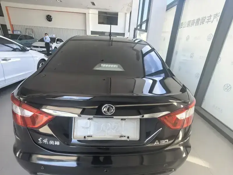 2014 Dongfeng A30 с пробегом 61 000 км