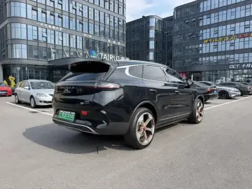 2020 Denza X с пробегом 22 000 км
