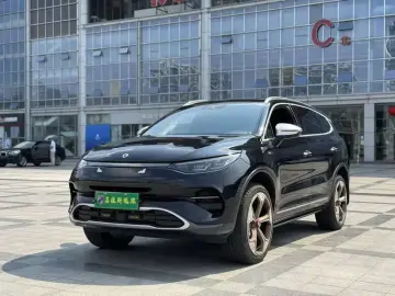 2020 Denza X с пробегом 20 000 км