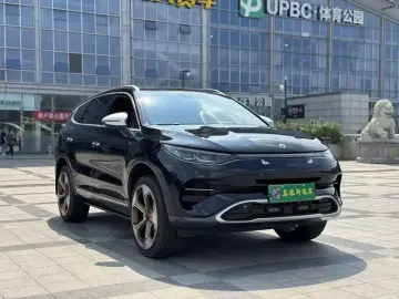 2020 Denza X с пробегом 20 000 км