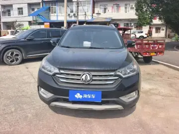 2015 Dongfeng AX7 с пробегом 49 000 км