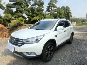2015 Dongfeng AX7 с пробегом 69 000 км