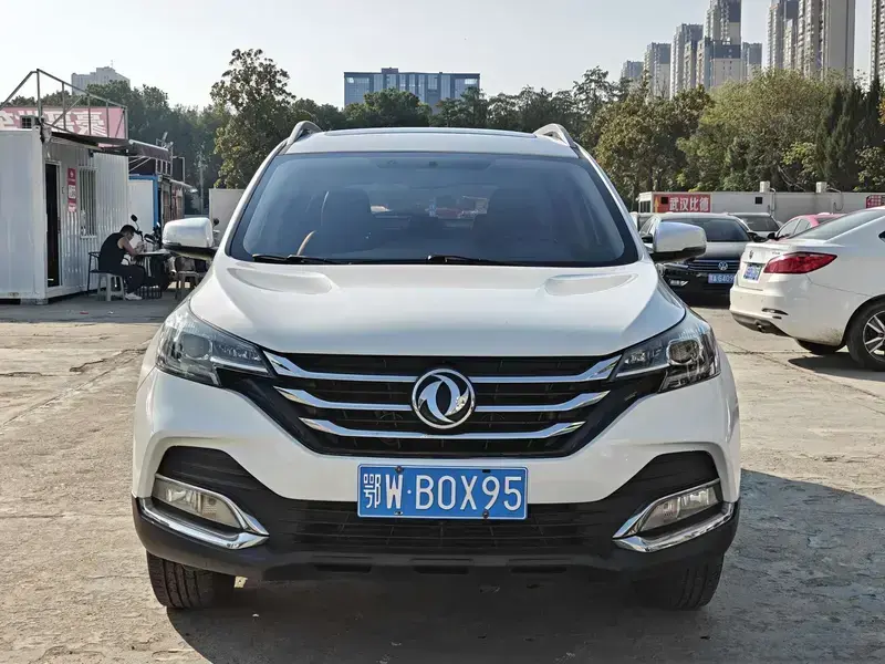 2018 Dongfeng AX7 с пробегом 90 000 км