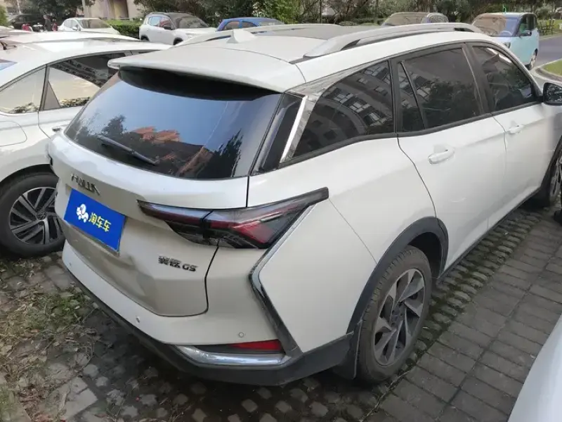 2021 Dongfeng Aeolus Yixuan GS с пробегом 17 000 км