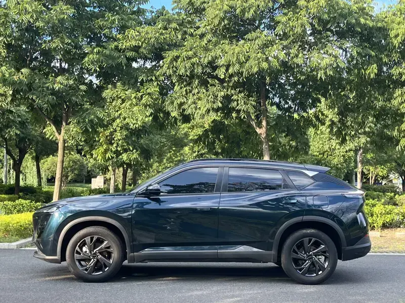 2025 Dongfeng Aeolus Haohan с пробегом 18 000 км