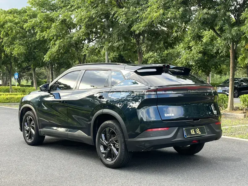 2025 Dongfeng Aeolus Haohan с пробегом 18 000 км