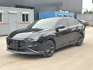 2025 Dongfeng Aeolus Yixuan с пробегом 50 100 км