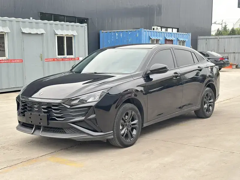 2025 Dongfeng Aeolus Yixuan с пробегом 50 100 км