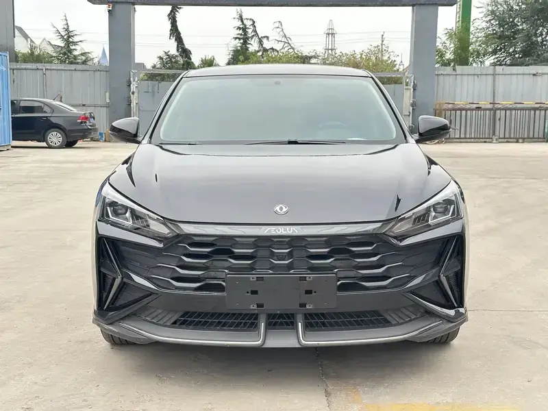 2025 Dongfeng Aeolus Yixuan с пробегом 50 100 км
