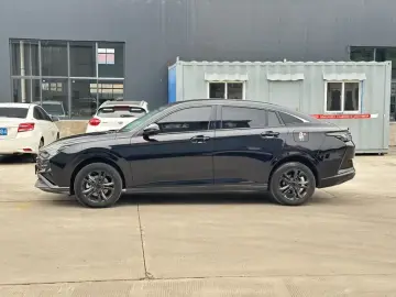 2025 Dongfeng Aeolus Yixuan с пробегом 50 100 км