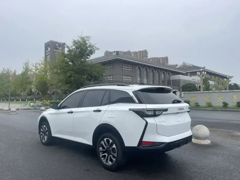 2023 Dongfeng Aeolus Yixuan GS с пробегом 84 000 км