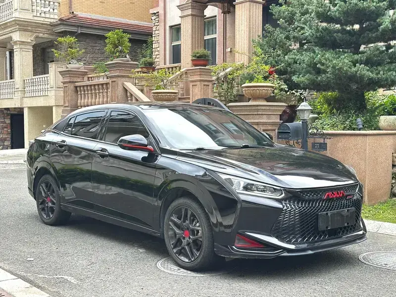 2022 Dongfeng Aeolus Yixuan с пробегом 46 000 км