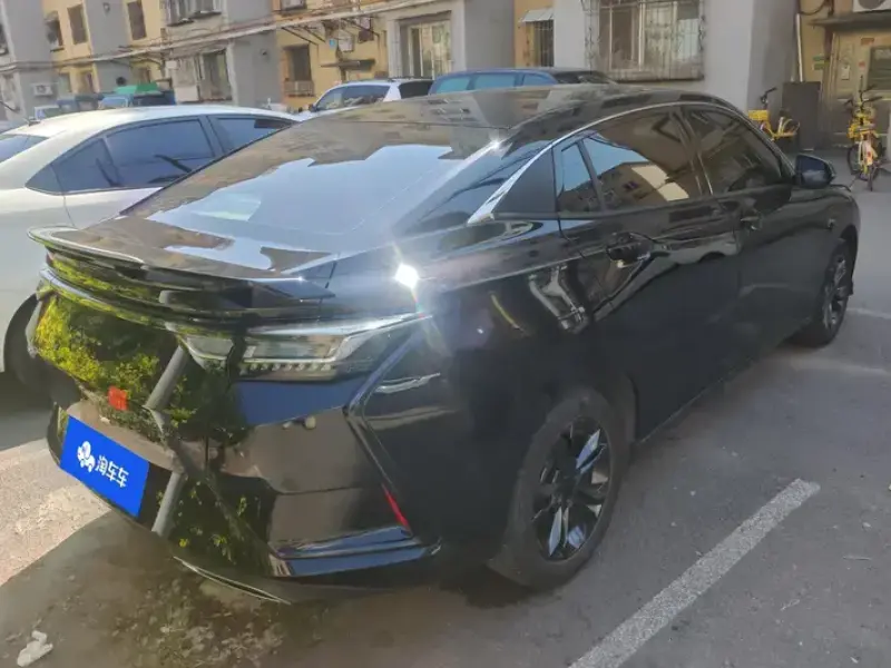 2024 Dongfeng Aeolus Yixuan с пробегом 57 000 км