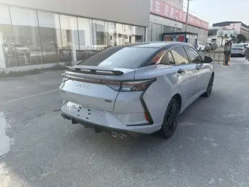 2023 Dongfeng Aeolus Yixuan с пробегом 43 000 км