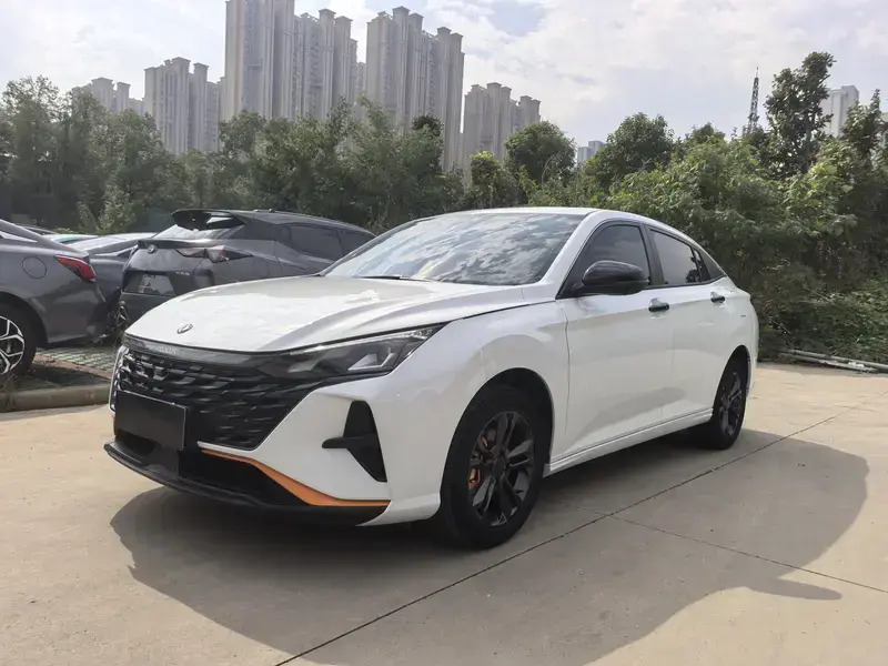 2023 Dongfeng Aeolus Yixuan с пробегом 27 000 км