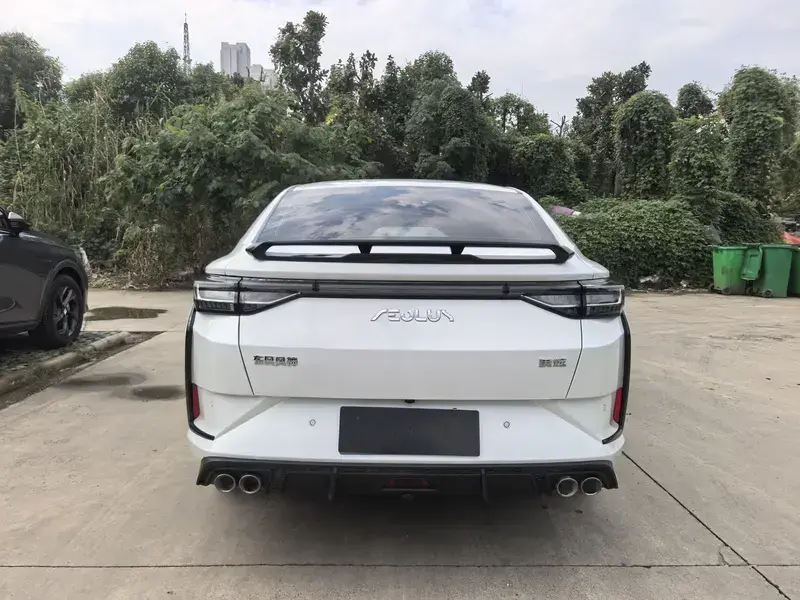 2023 Dongfeng Aeolus Yixuan с пробегом 27 000 км