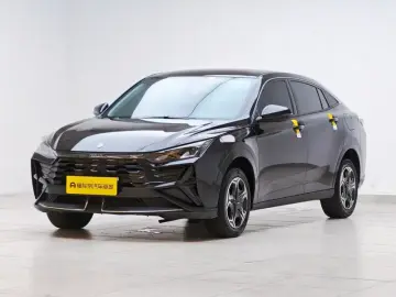 2026 Dongfeng Aeolus Yixuan с пробегом 6 400 км