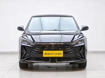 2026 Dongfeng Aeolus Yixuan с пробегом 6 400 км