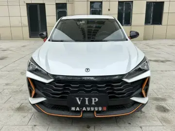 2024 Dongfeng Aeolus Yixuan с пробегом 9 900 км