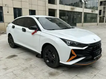 2024 Dongfeng Aeolus Yixuan с пробегом 9 900 км