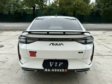 2024 Dongfeng Aeolus Yixuan с пробегом 9 900 км