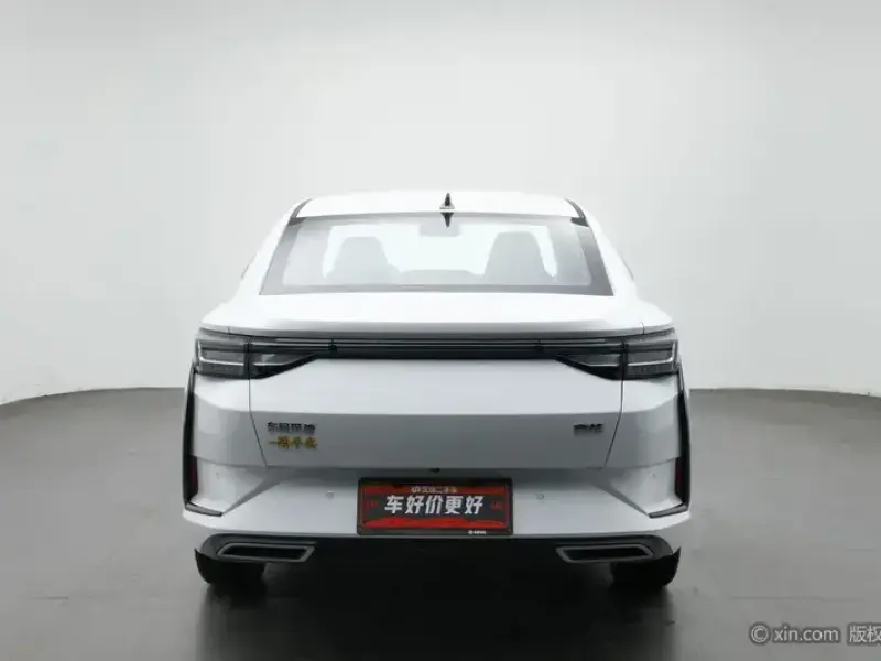 2025 Dongfeng Aeolus Yixuan с пробегом 5 800 км