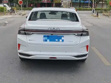 2023 Dongfeng Aeolus Yixuan Max с пробегом 21 000 км