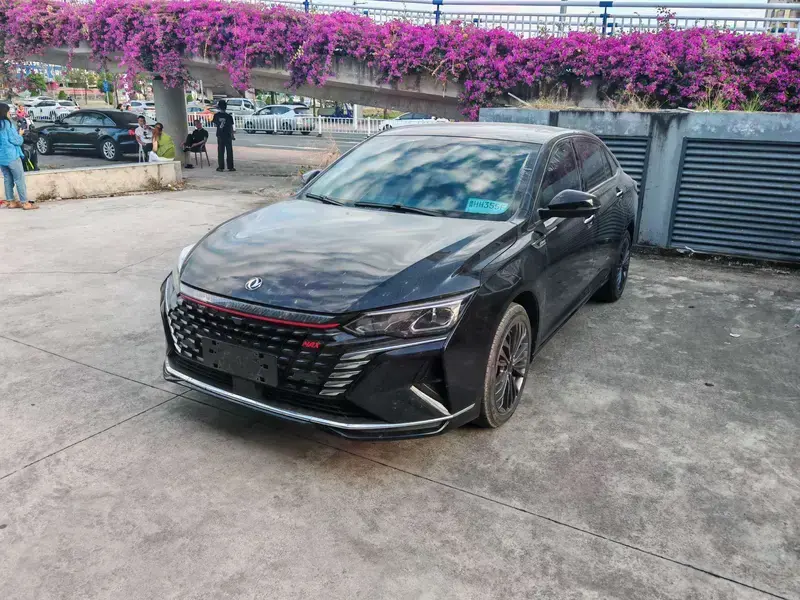 2022 Dongfeng Aeolus Yixuan Max с пробегом 29 800 км