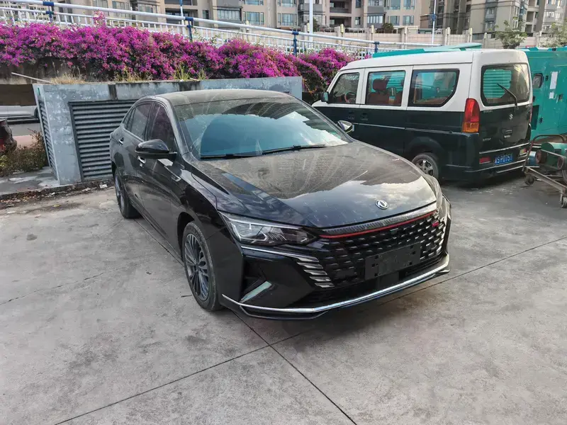 2022 Dongfeng Aeolus Yixuan Max с пробегом 29 800 км
