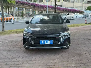 2023 Dongfeng Aeolus Yixuan Max с пробегом 31 400 км