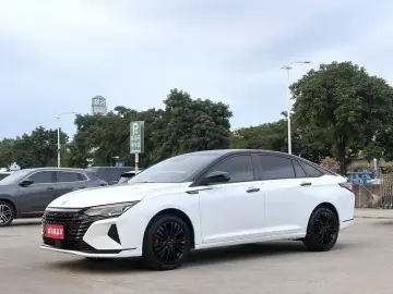 Dongfeng Aeolus Yixuan Max